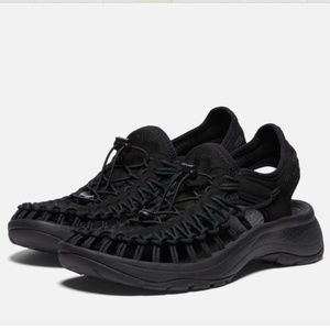 Keen Footwear UNEEK Astoria sandal Black Size 11 WORN ONCE